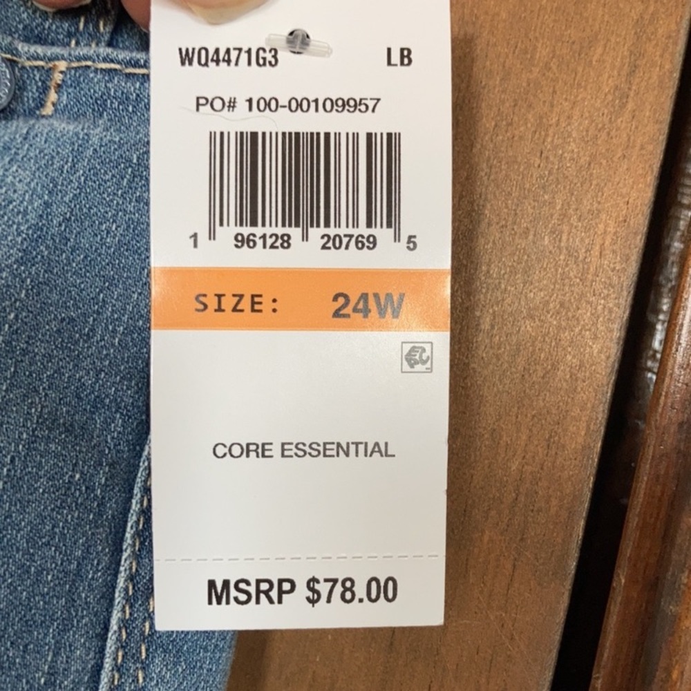 Democracy ab solution jean short denim short w slimming panel distressed 22W - Picture 15 of 17